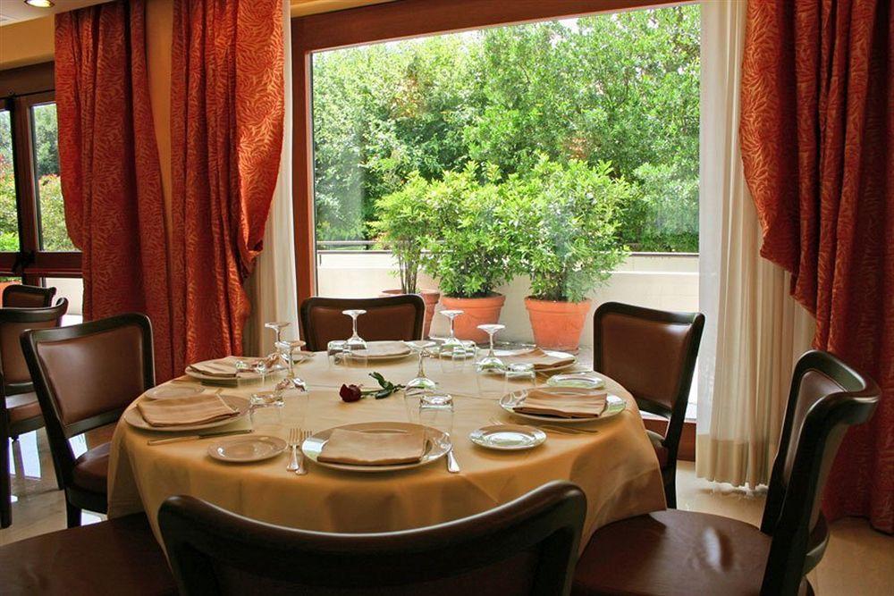 ג'ויה דל קולה Hotel Svevo מראה חיצוני תמונה