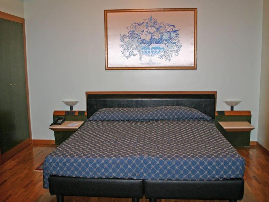 ג'ויה דל קולה Hotel Svevo חדר תמונה